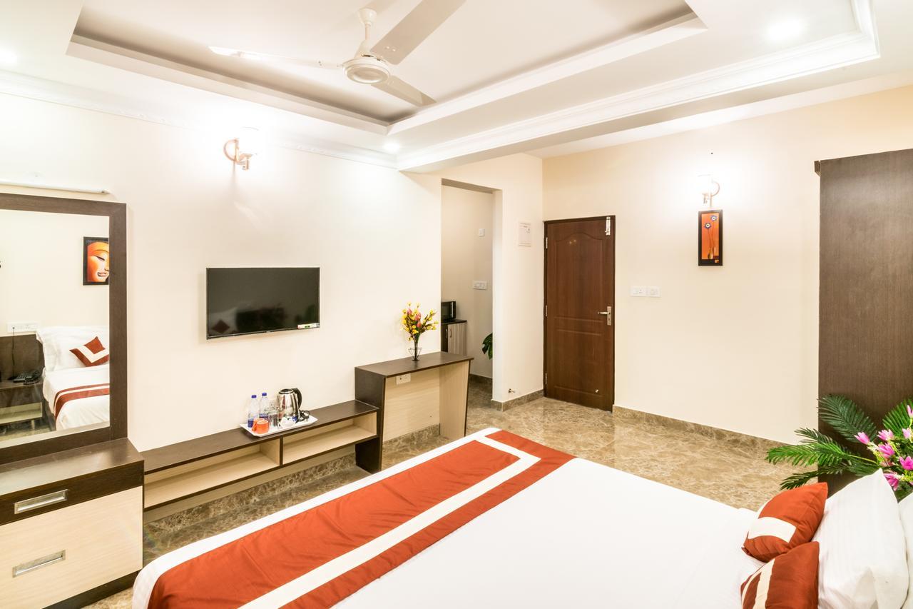 Octave Studio Hotel Bangalore Exterior photo
